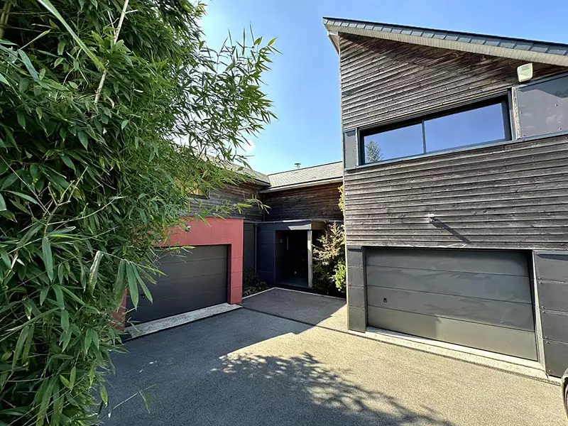Maison, 225 m²