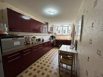 Maison, 288 m²
