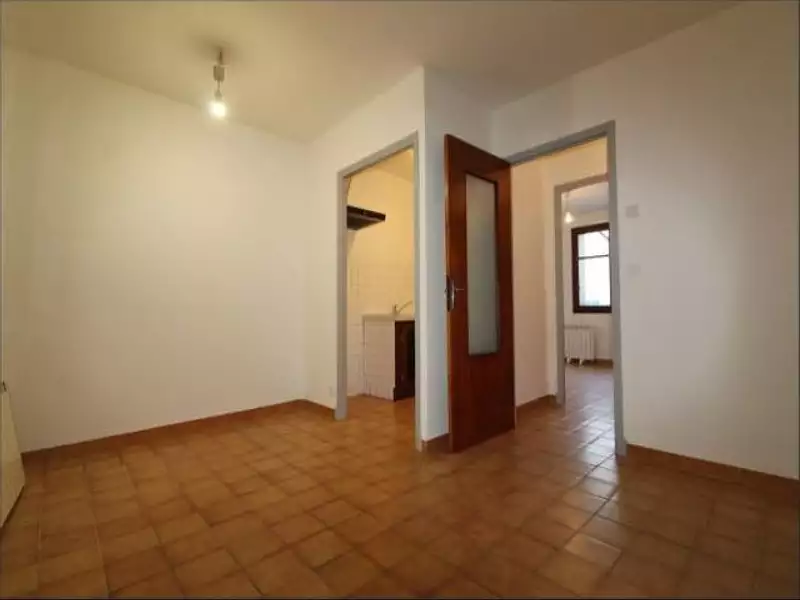 Immeuble, 319 m²