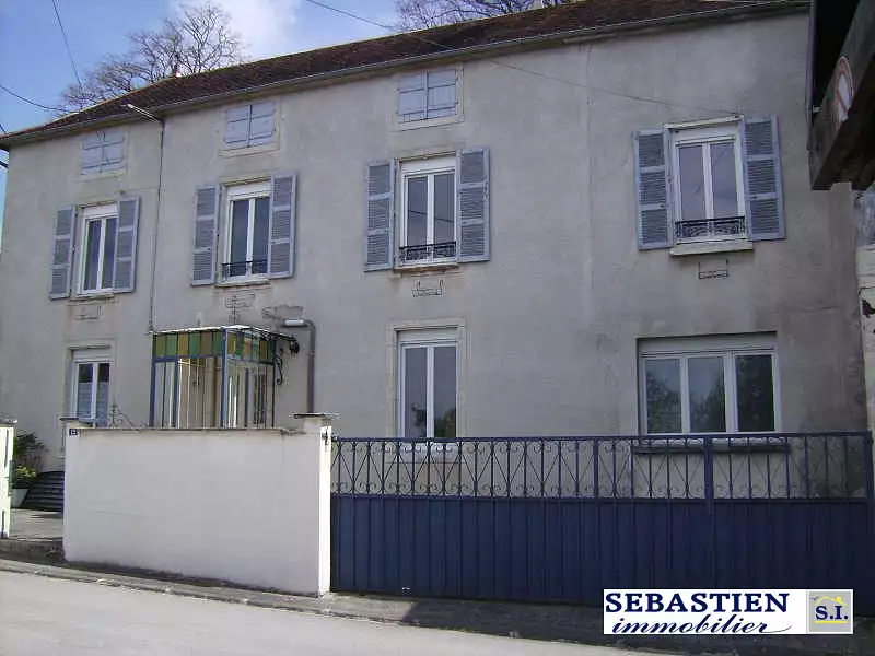 Maison, 157 m²