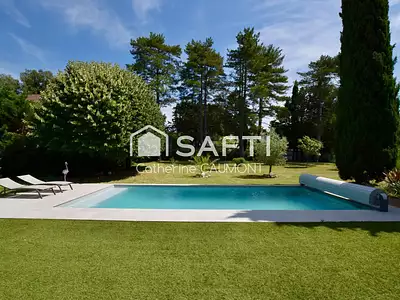 Maison, 273 m²