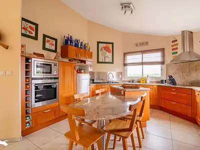 Maison, 184 m²