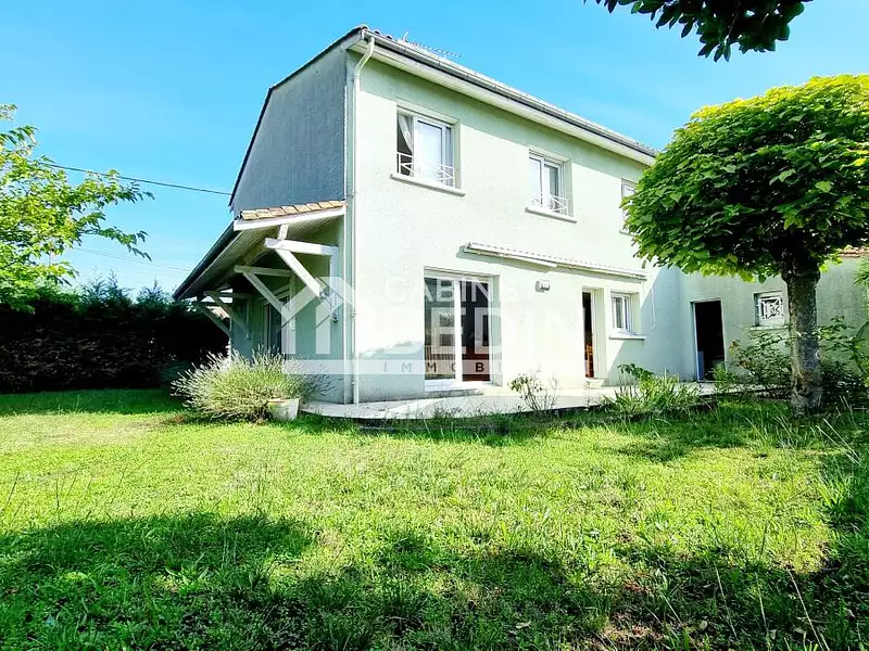 Maison, 136 m²