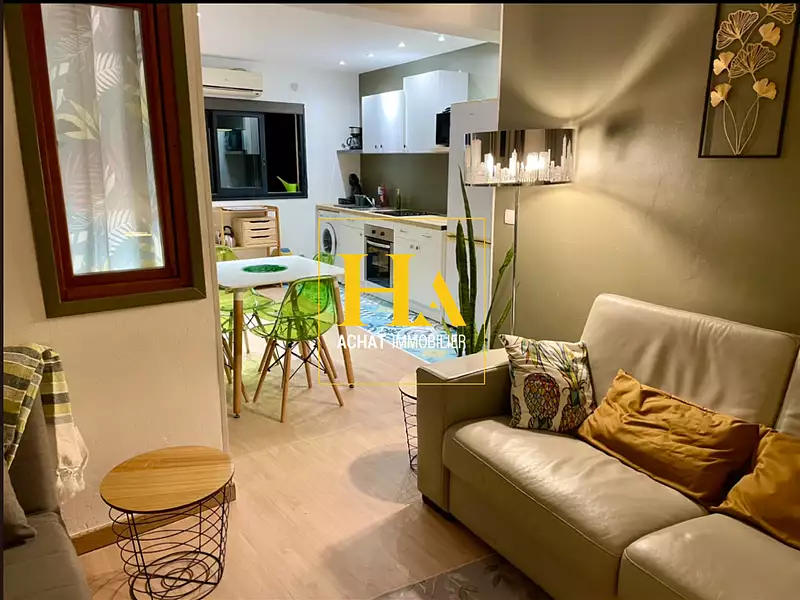 Immeuble, 160 m²