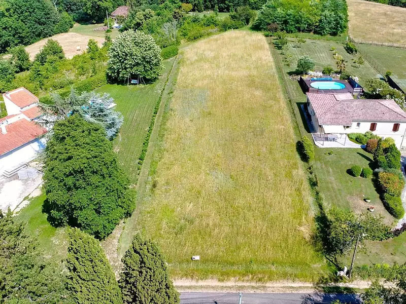 Terrain, 2 624 m²