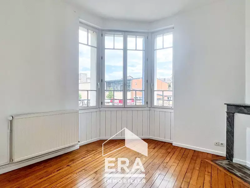Immeuble, 102 m²