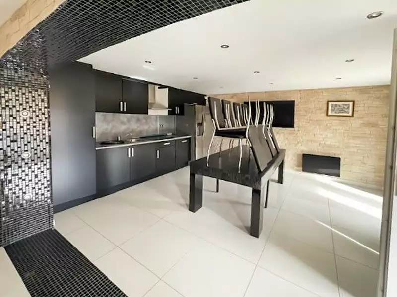 Maison, 96 m²