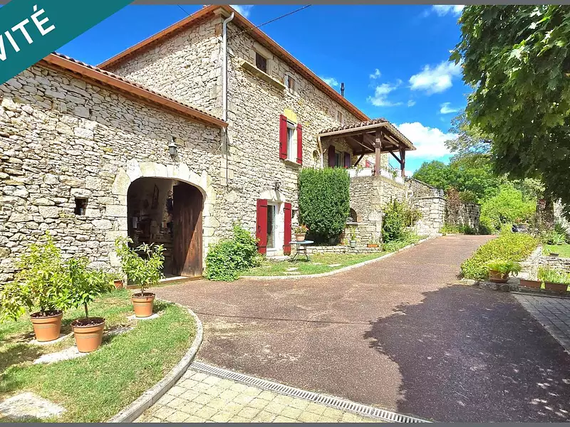 Maison, 165 m²