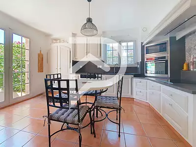 Maison, 173 m²