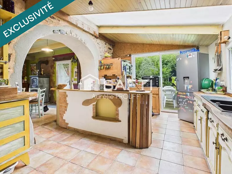 Maison, 228 m²