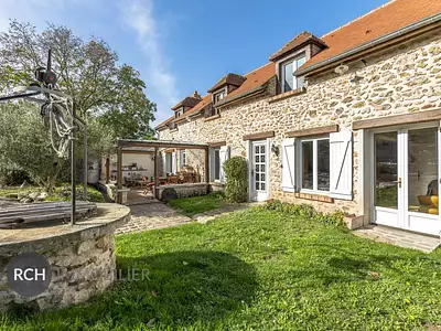 Maison, 226 m²