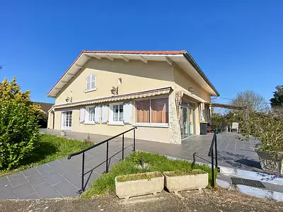 Maison, 192 m²