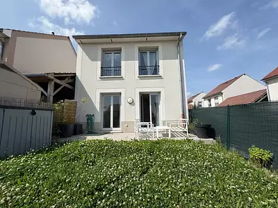 Maison, 77 m²
