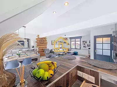 Maison, 160,6 m²