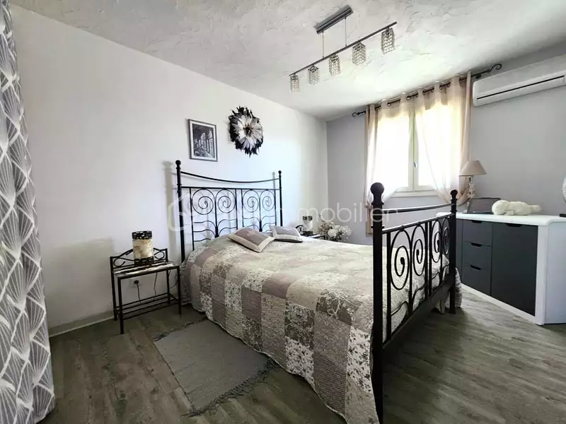 Maison, 163 m²