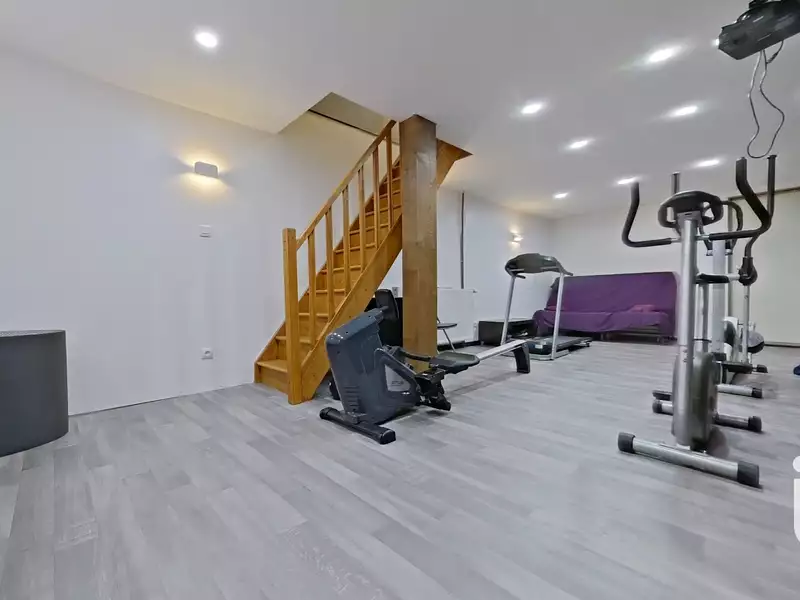 Maison, 193 m²
