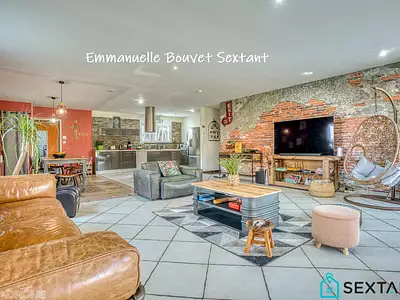 Maison, 225 m²