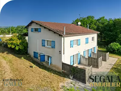 Maison, 275 m²