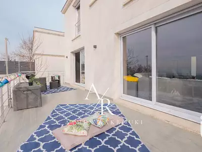 Maison, 175 m²