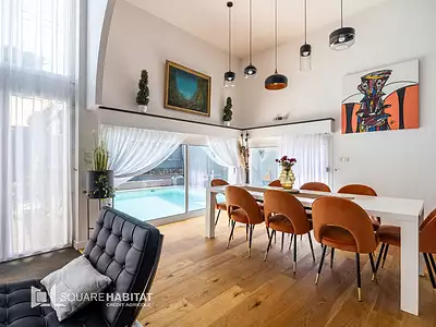 Maison, 245 m²
