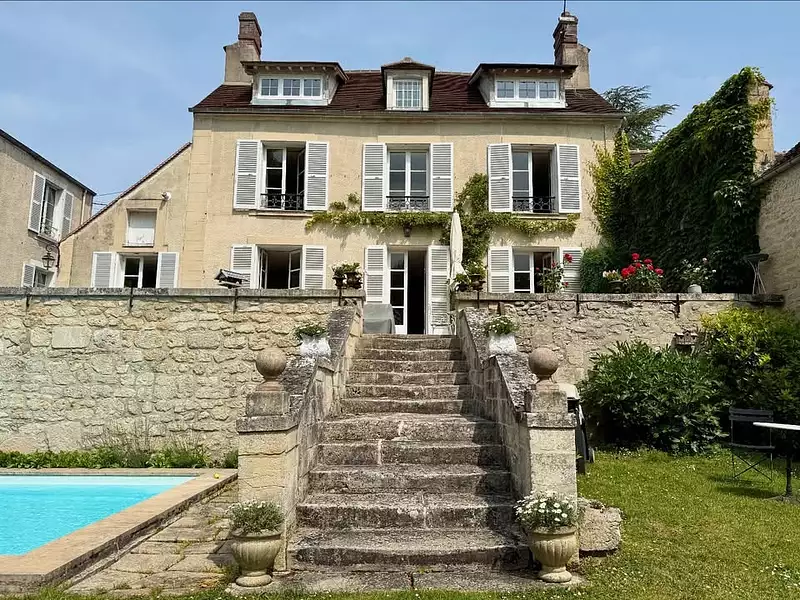 Maison, 155 m²