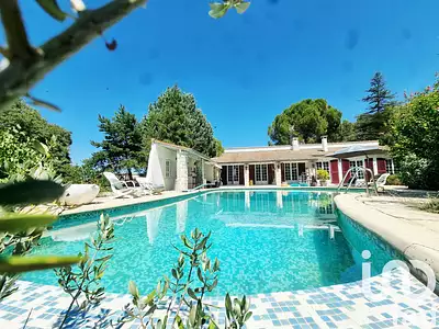 Maison, 176 m²