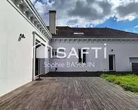 Maison, 275 m²