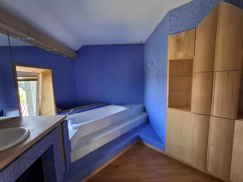 Maison, 230 m²