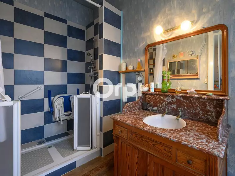 Maison, 205 m²