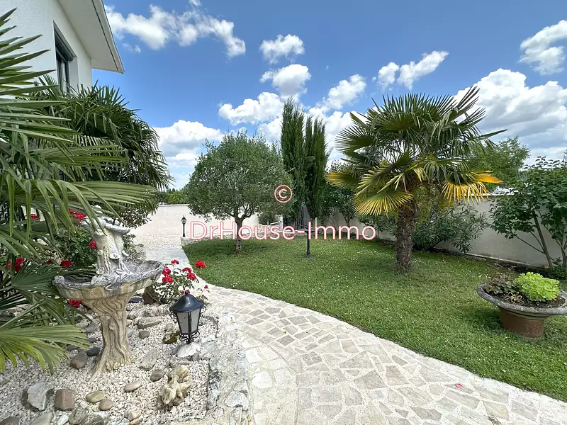 Maison, 221 m²