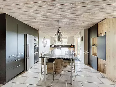 Maison, 190 m²