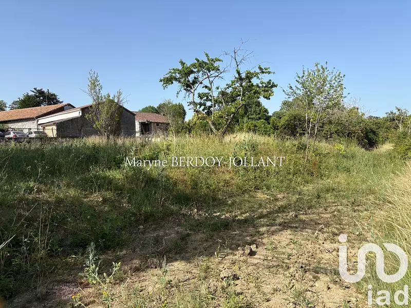 Terrain, 890 m²
