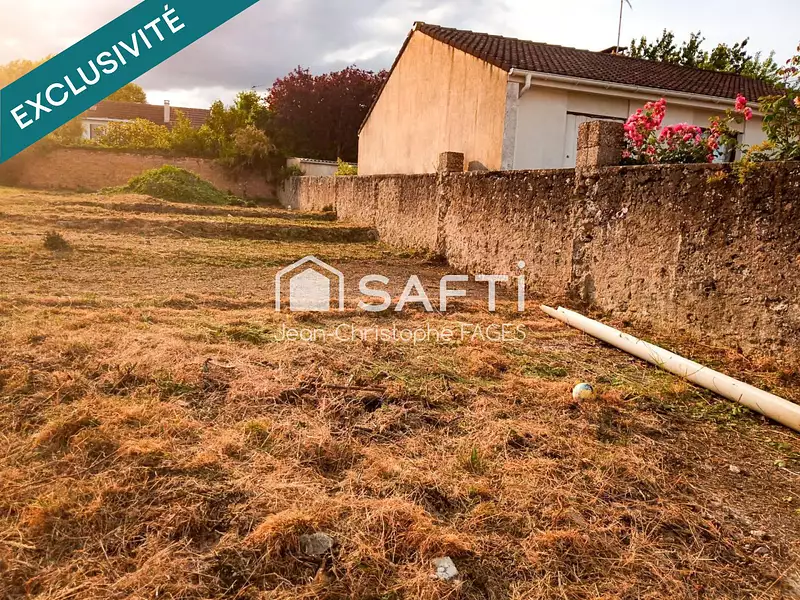 Terrain, 355 m²