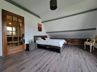 Maison, 196 m²