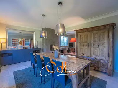 Maison, 167 m²
