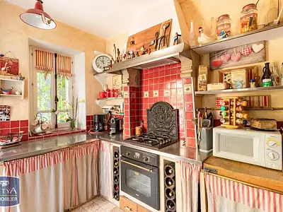 Maison, 280 m²