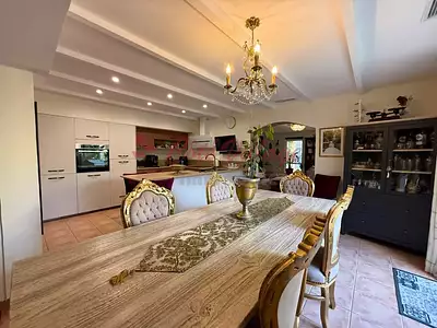 Maison, 191 m²