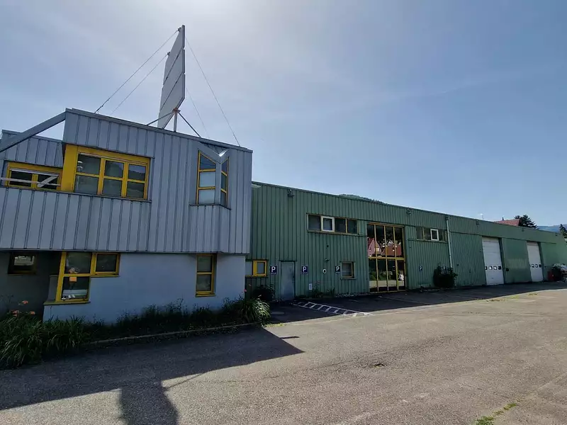 Divers, 1 166 m²
