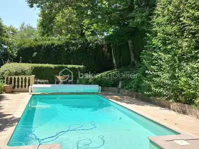 Maison, 161 m²