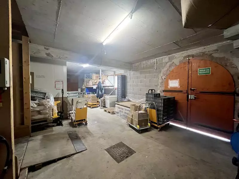Immeuble, 400 m²