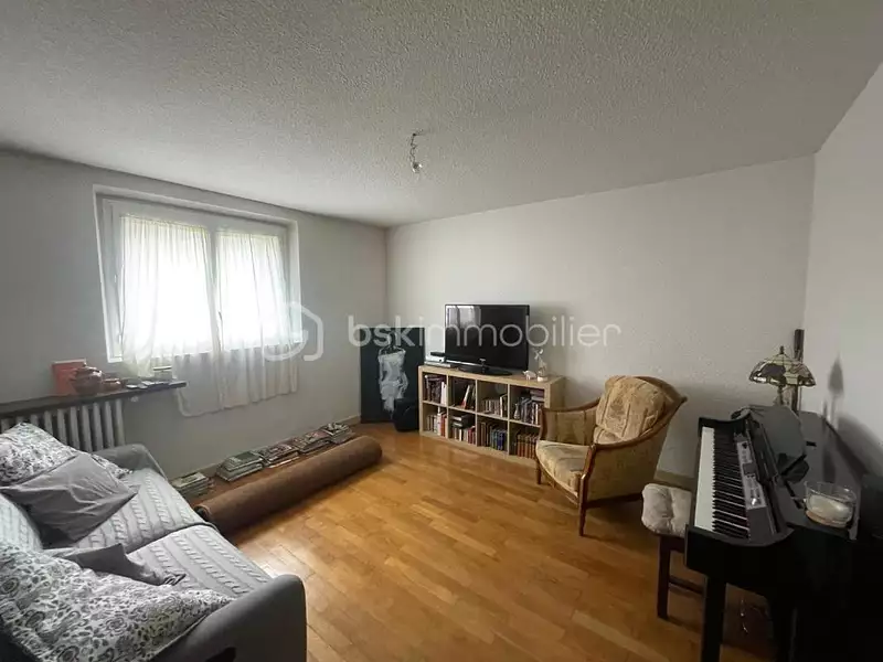 Immeuble, 309 m²