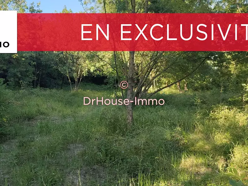 Terrain, 851 m²