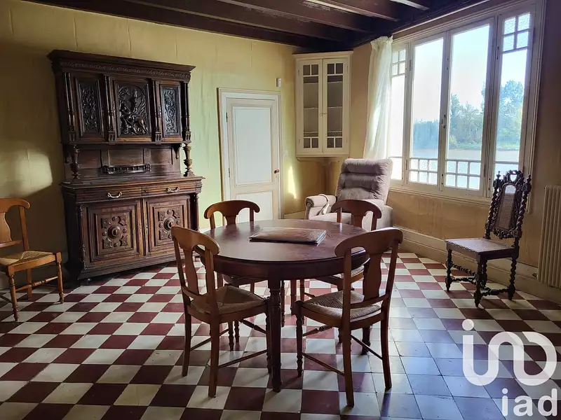 Maison, 277 m²