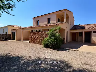 Maison, 140 m²