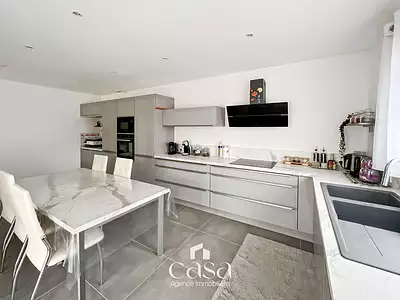 Maison, 146 m²