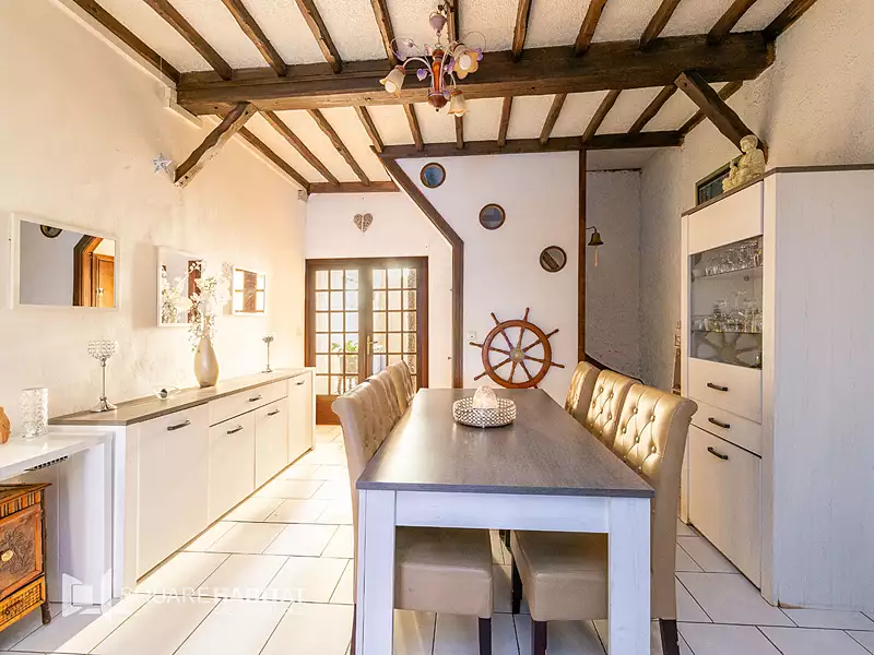 Maison, 121,49 m²