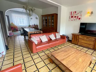 Maison, 267 m²