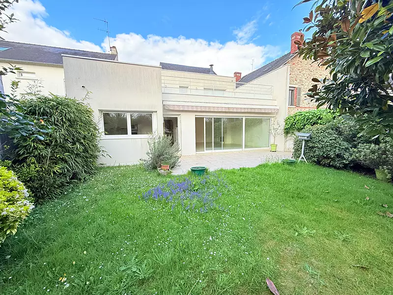 Maison, 168 m²