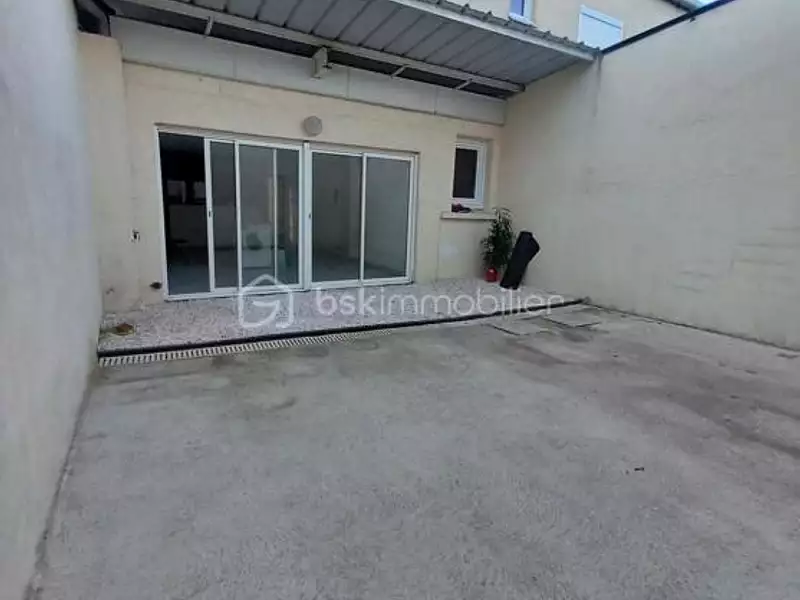 Immeuble, 340 m²