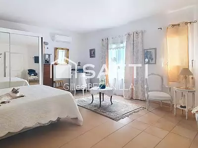 Maison, 195 m²